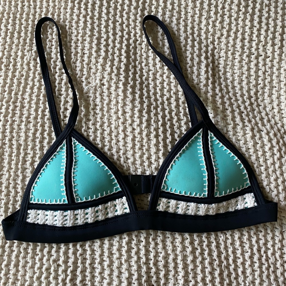 Triangl bikini top
